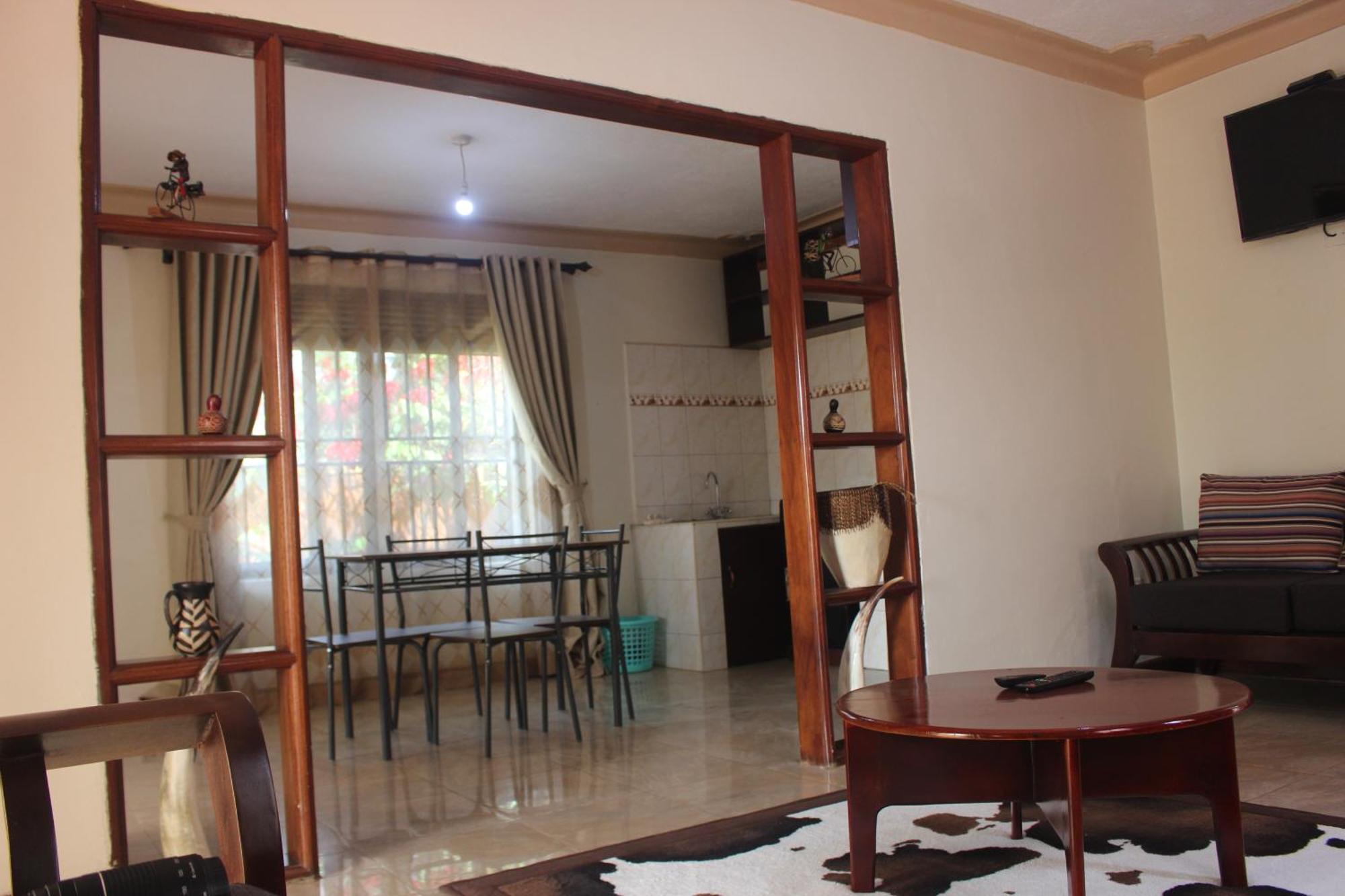 Montane Safaris Hotel Fort Portal Luaran gambar